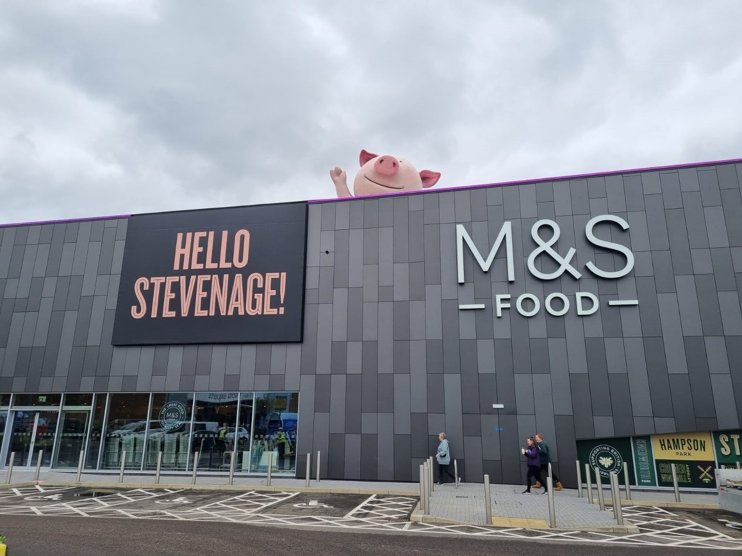 M&S’s new flagship Stevenage store unveils striking exterior signage