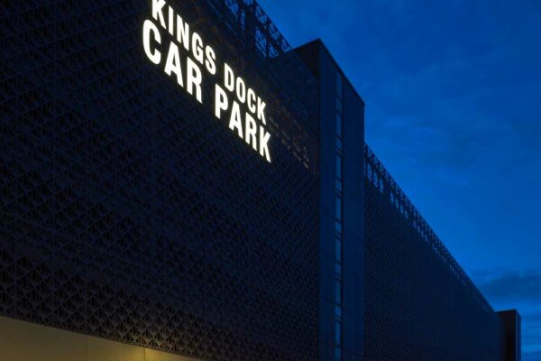 Widd-Signs_-striking-signage-at-the-newly-built-Kings-Dock-multi-storey-car-park-in-Liverpool---portrait-CREDIT-Jonathan-Taylor-Cloud-9-Photography